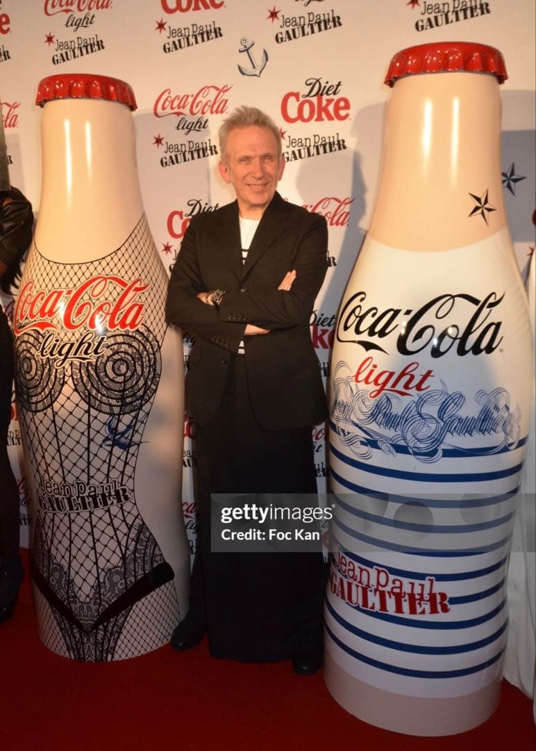 日本未発売　コカコーラ　ジャンポールゴルチエ　限定デザイン