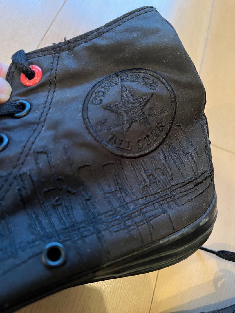 Gio Estevez xCONVERSE PRODUCT(RED) コンバース