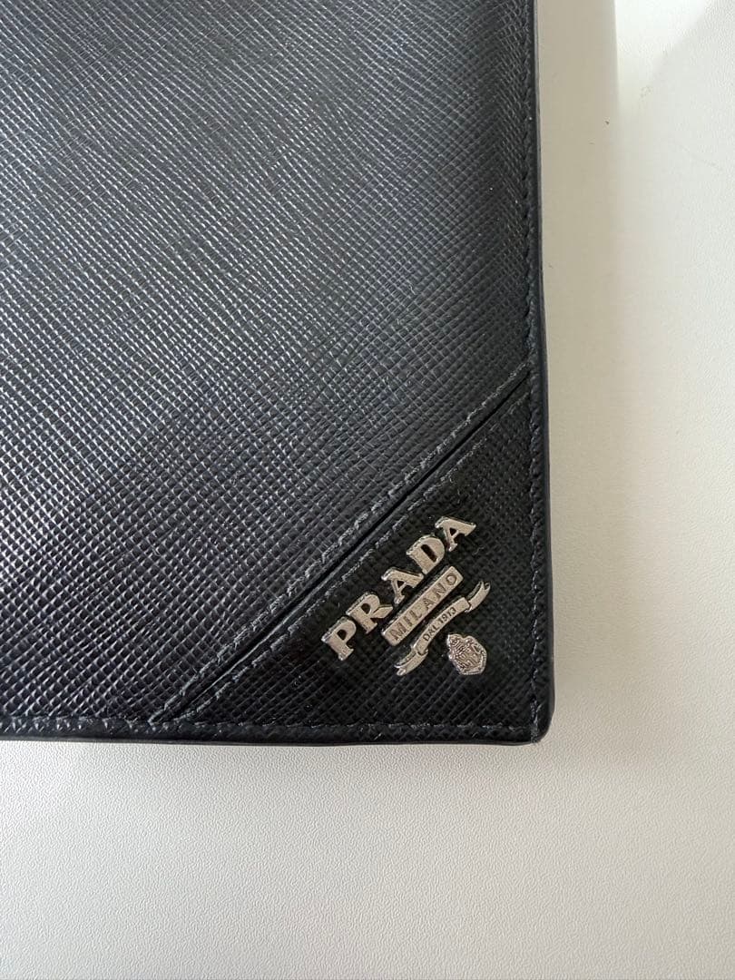 【美品】値下げ中‼️PRADA サフィアーノレザー　財布