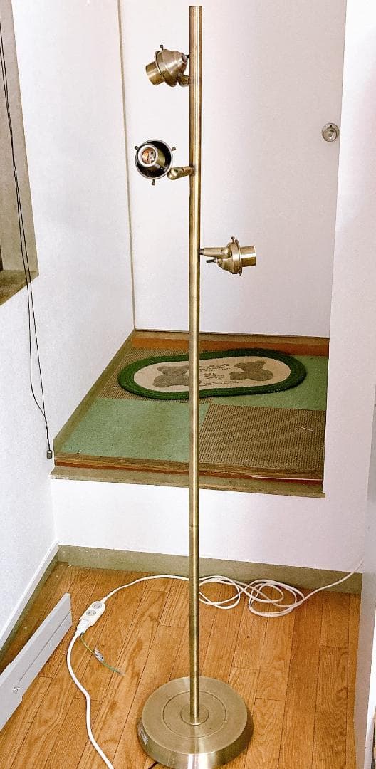 アートワークスタジオ 3灯クラシックフロアー本体 ゴールド E26型|2503|