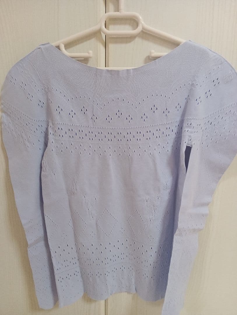 ★新品★チャコット　ノーソーイングニット　スカラップ　長袖　紫