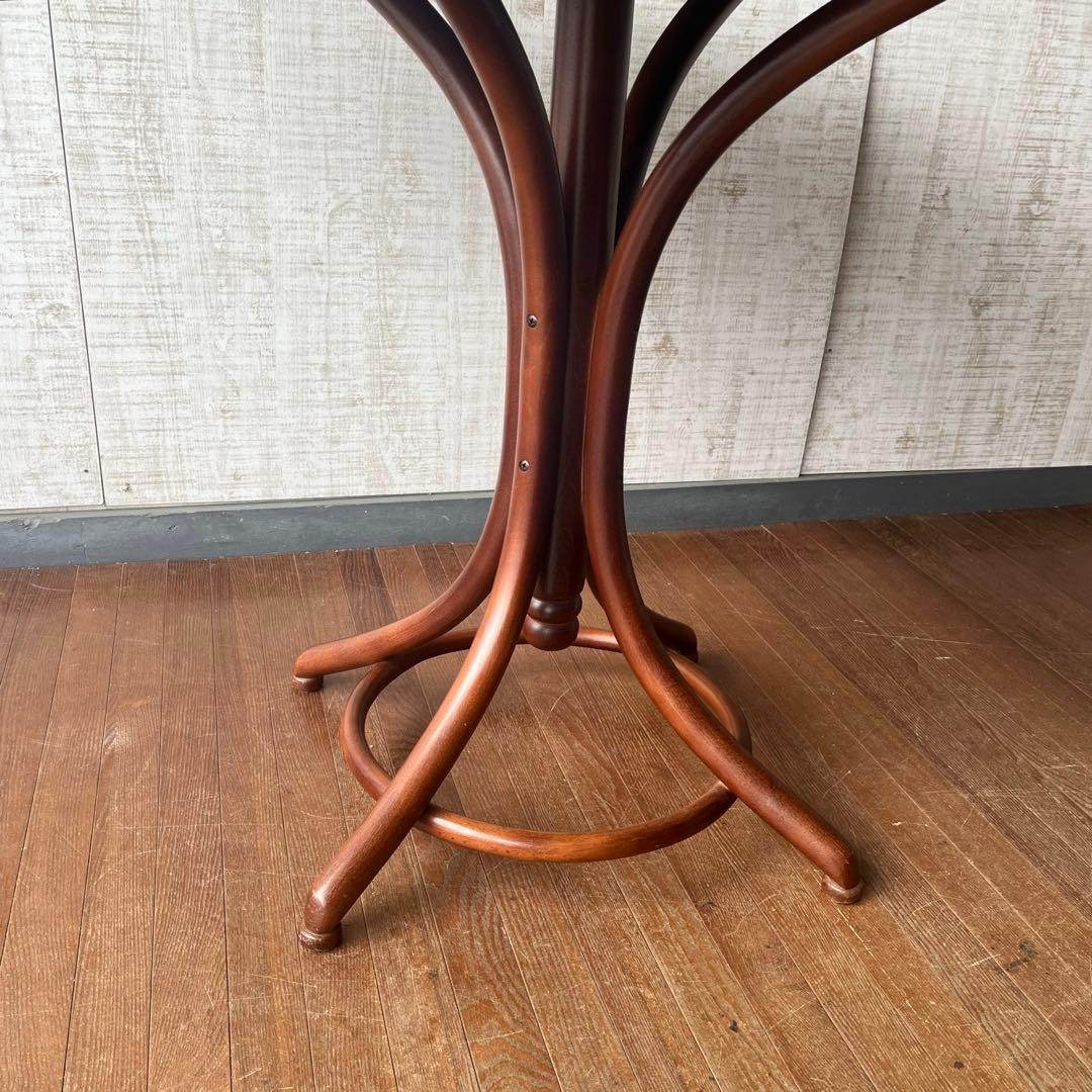 【アンティーク】木製 ベントウッド ラウンドカフェテーブル 曲げ木 机 円卓