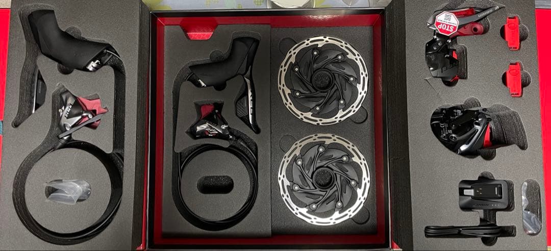 SRAM RED eTap AXS HRD 2× 12S グループセット