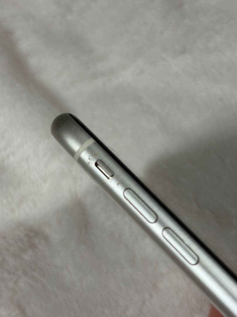 Apple iPhone 11 ホワイト 本体