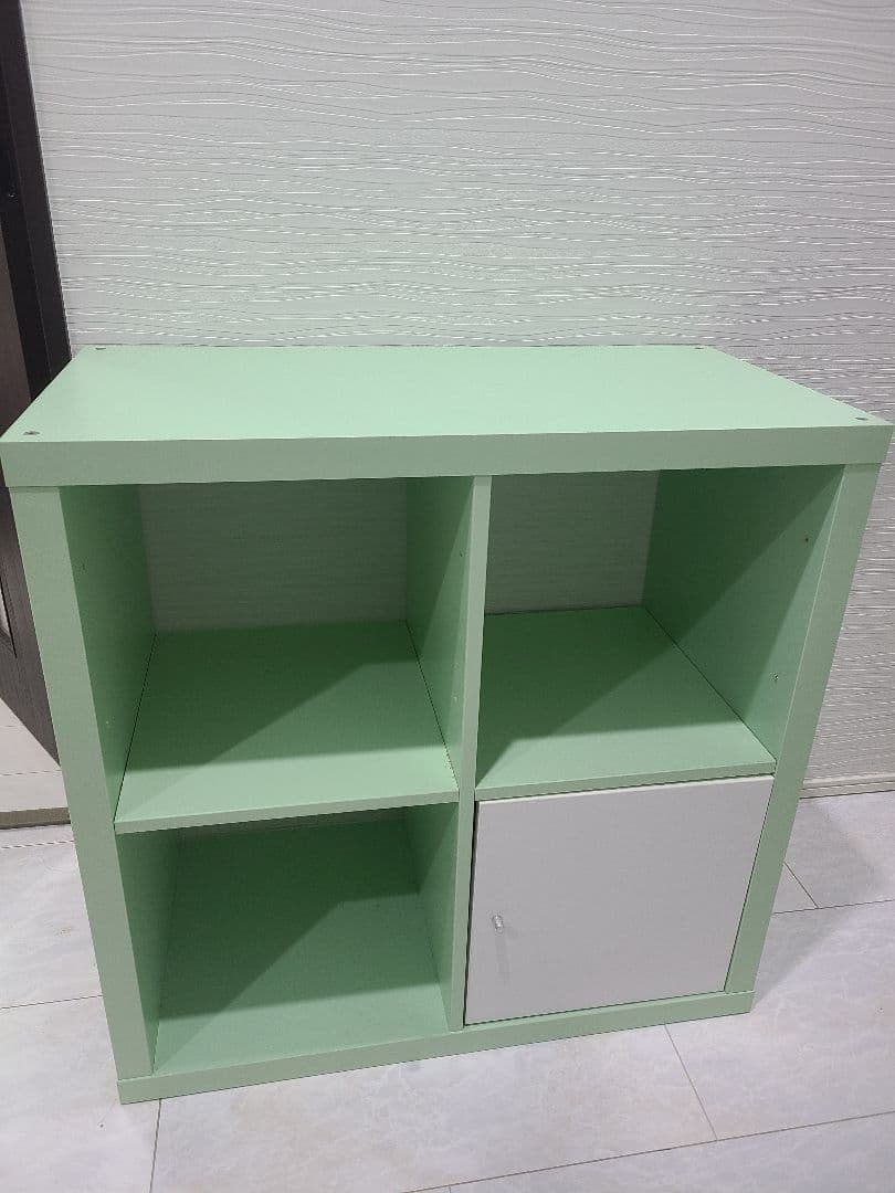 IKEAカラックスグリーンオープンシェルフ 引き戸付き