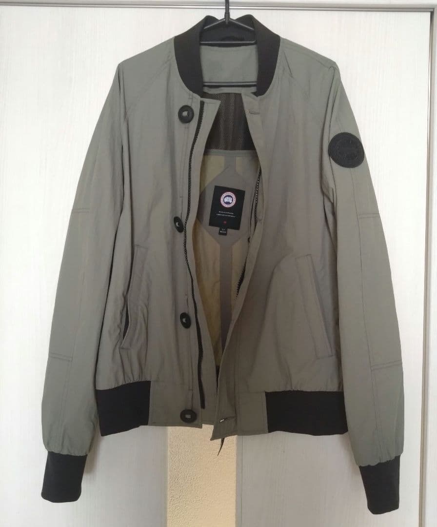 カナダグース オリーブグリーン ジャンパー バートレットボンバー S