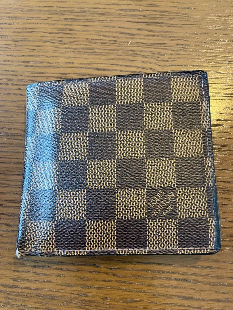 ルイヴィトン　ダミエ　二つ折り財布