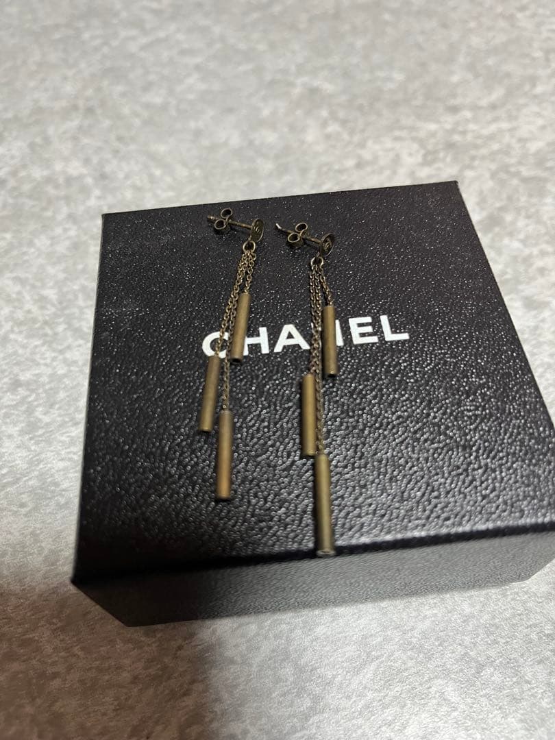 CHANEL ロングピアス ゴールド