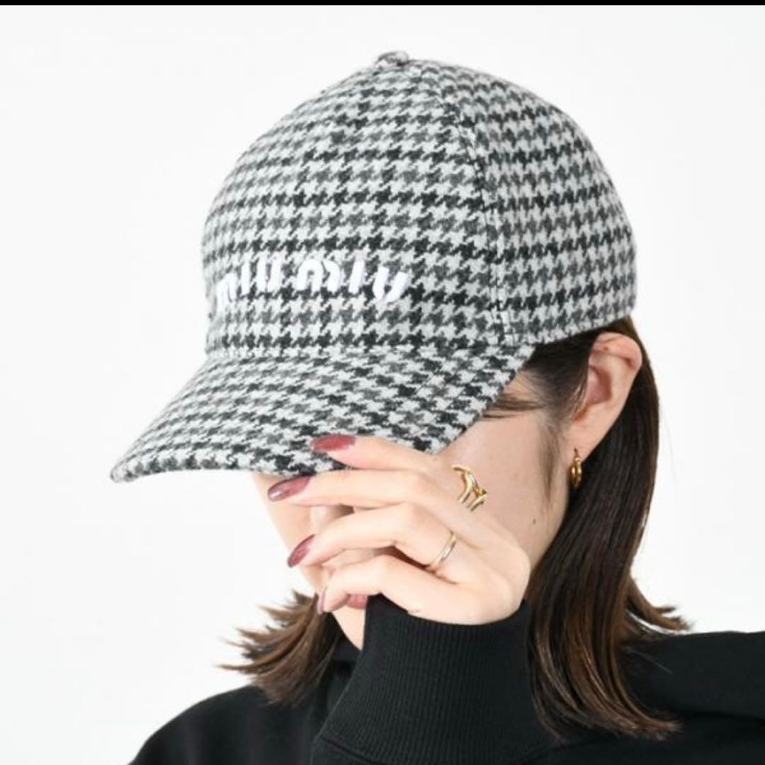 miumiuミュウミュウ 帽子 キャップ チェックウールM 新品未使用