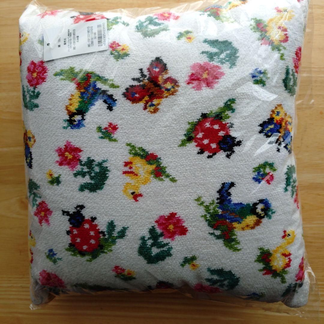 フェイラー　ハイジ　クッション　ホワイト　新品未使用保管品