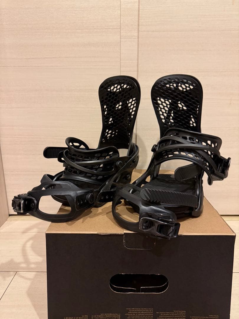 バートン ESCAPADE 女性用sサイズ　スノーボード ビンディング