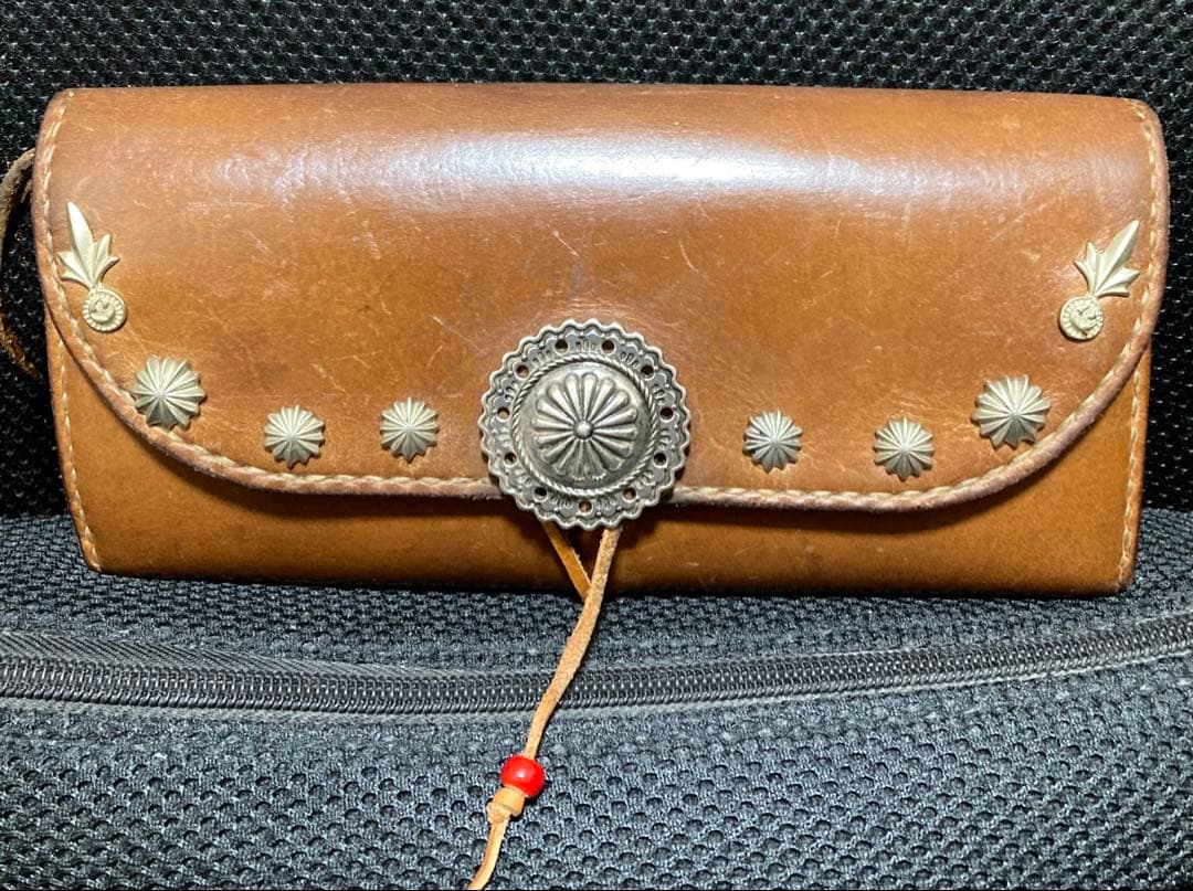 ゴローズ風　二つ折り長財布