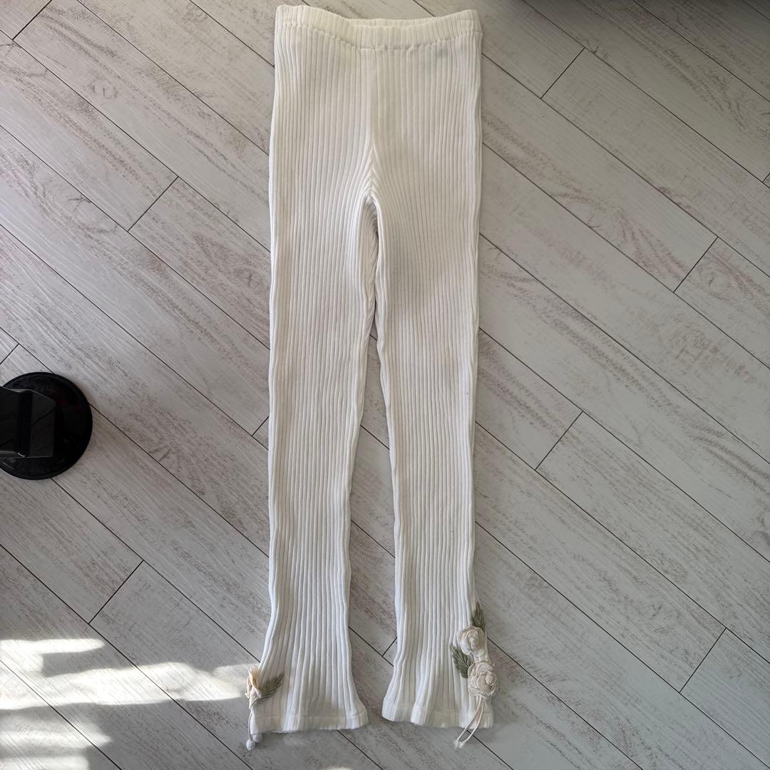 さえら　ヒスクローネ　パジャマ　超美品