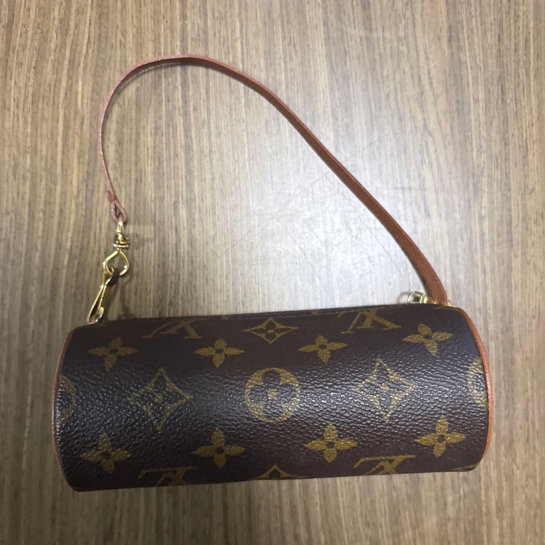 Louis Vuitton ルイヴィトン　モノグラム　パピヨン　ポーチ