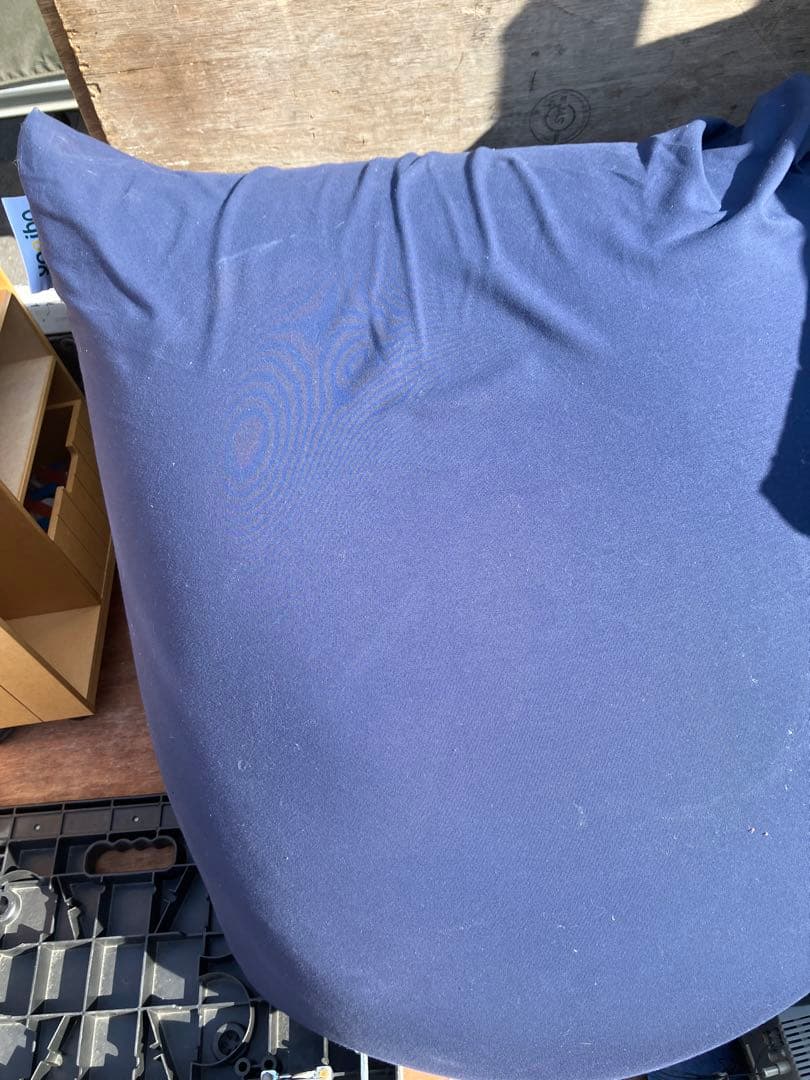 yojibo ネイビー ビーズクッション