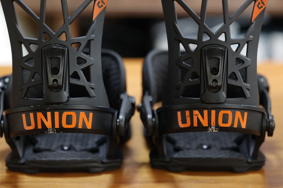 UNION ブラック スノーボードビンディング　FLITE PRO