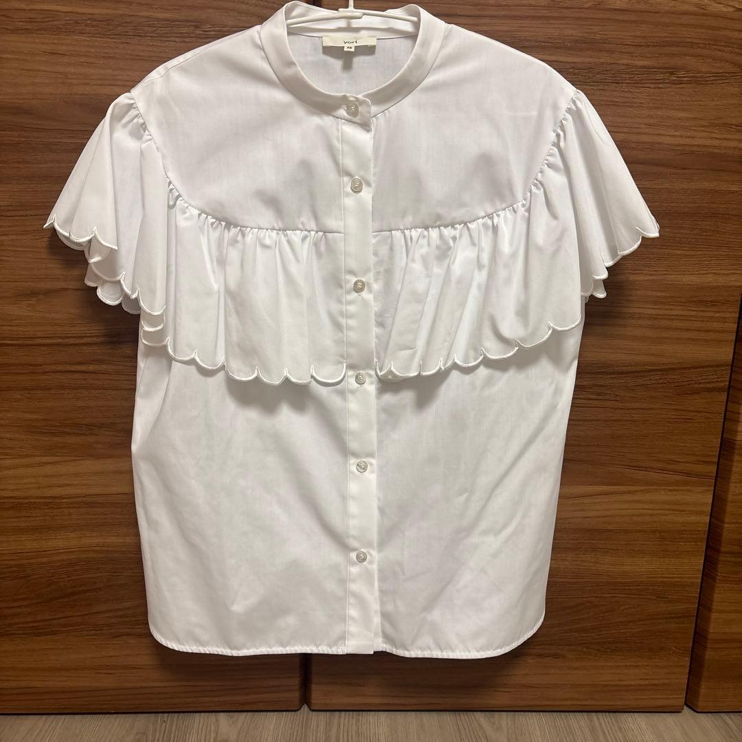 スカラップスリーブブラウス