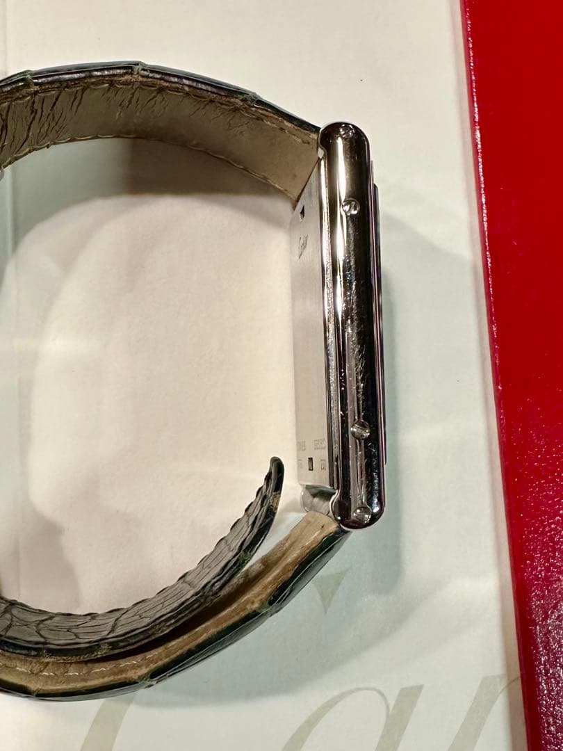 カルティエ　Cartier タンク　バスキュラント