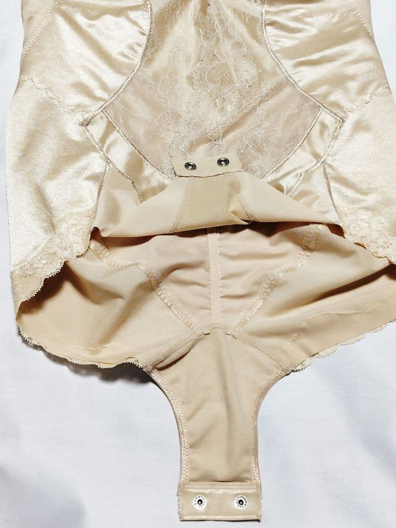 ワコール★LASEE／ラゼ★ボディスーツ★定価26,000円★E90LL