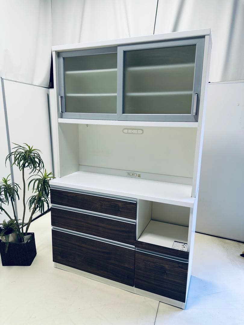 キッチン収納キャビネット ホワイト ダークブラウンキッチン ボード食器棚