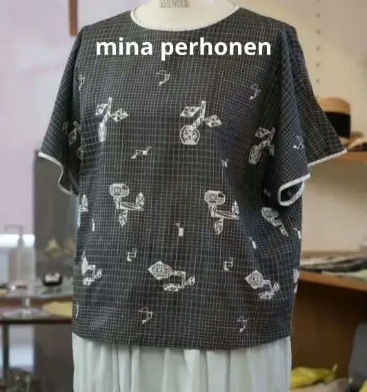 1609　ミナペルホネン　crystal flower　ブラウス　38