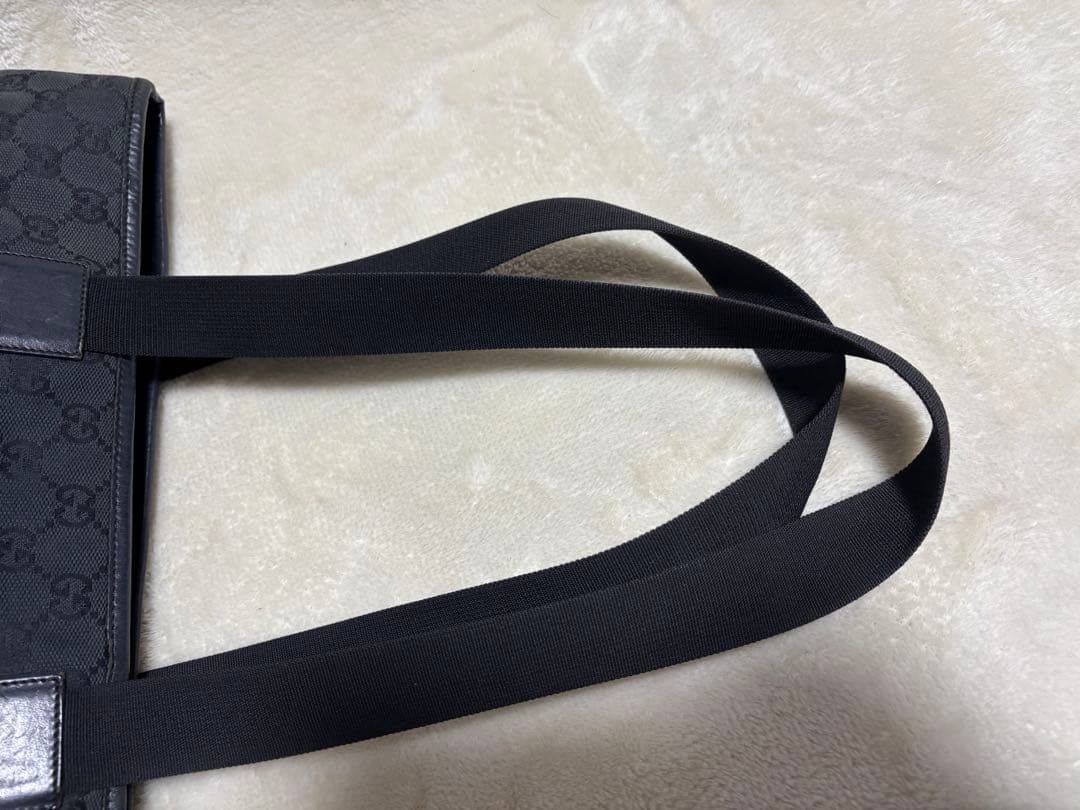 あ*る様 GUCCI グッチ GG柄 キャンバス トートバッグ 黒 角スレあり