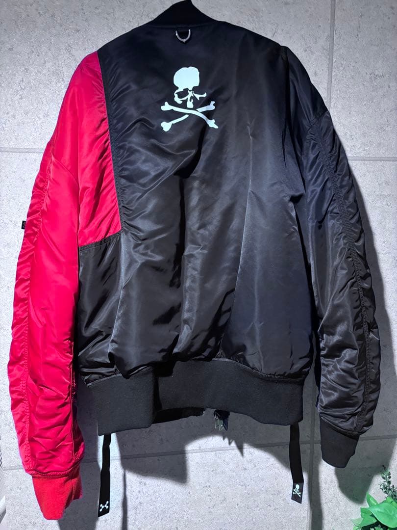 マスターマインド　C2H4 ALPHA INDUSTRIES MA-1 M 赤