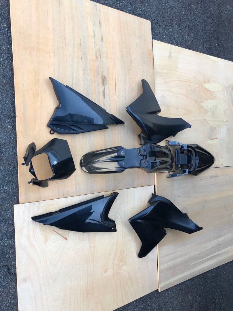 Yamaha WR250Xブラックカウルセット
