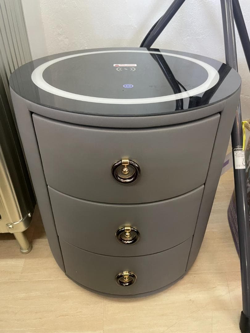 充電機能付き　サイドテーブル　ナイトテーブル　ライト付き　引出し　チェスト　収納