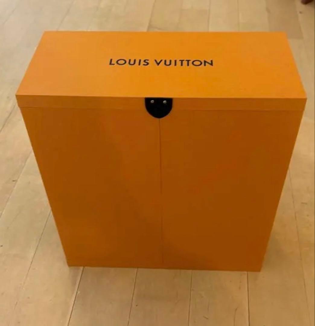 LOUIS VUITTON 箱　ギフトボックス