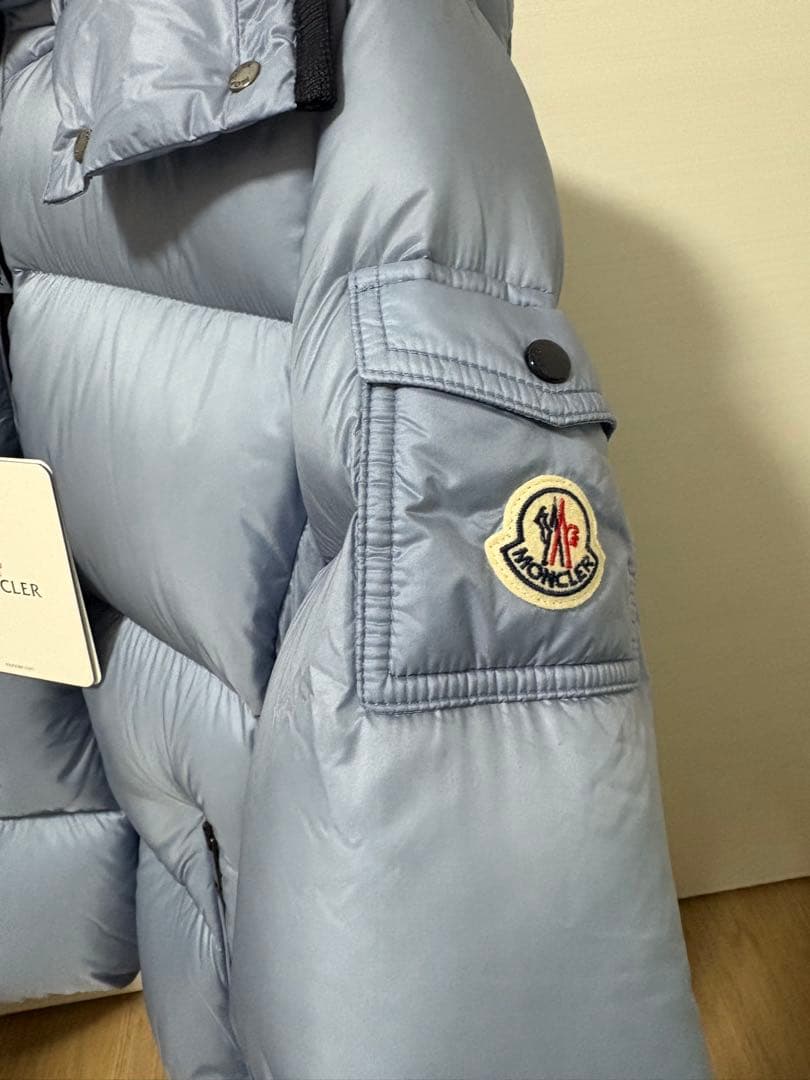 新品未使用 タグ付き モンクレール MONCLER ブルー ショート ダウン