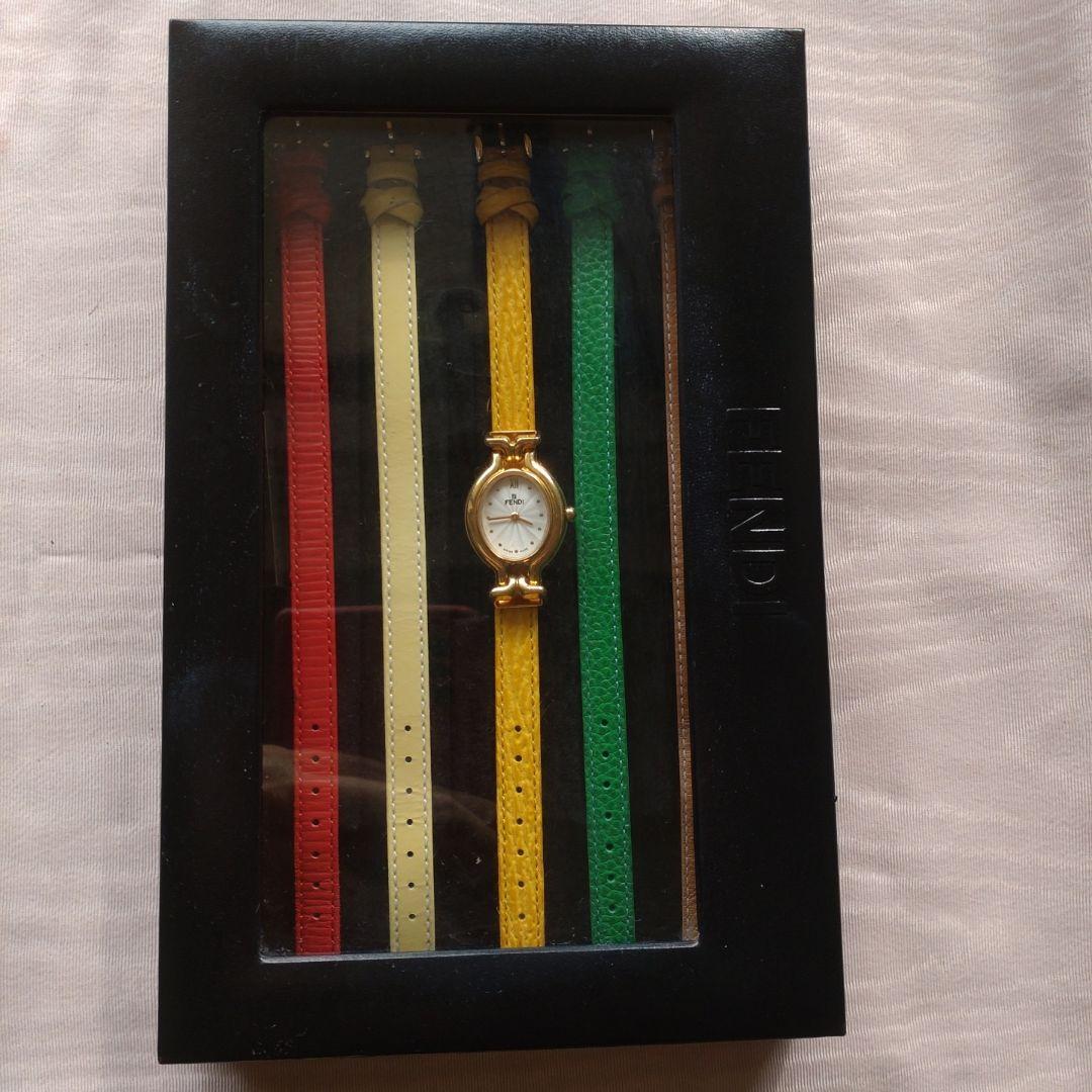 フェンディFENDI 腕時計　カメレオン （時計内部品交換済）レディース