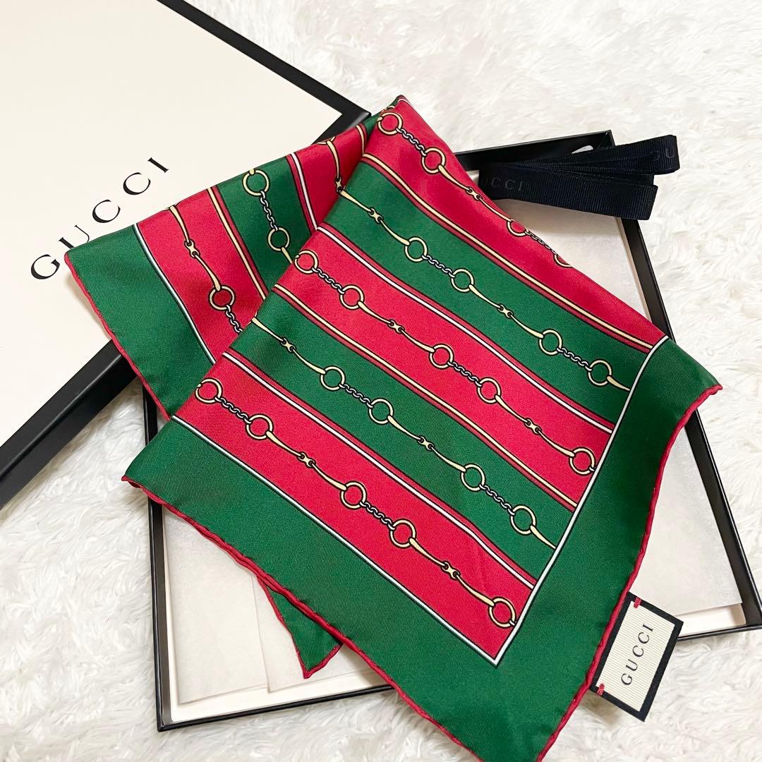 未使用級☆グッチ スカーフ ホースビット 箱・リボン付き シルク100%