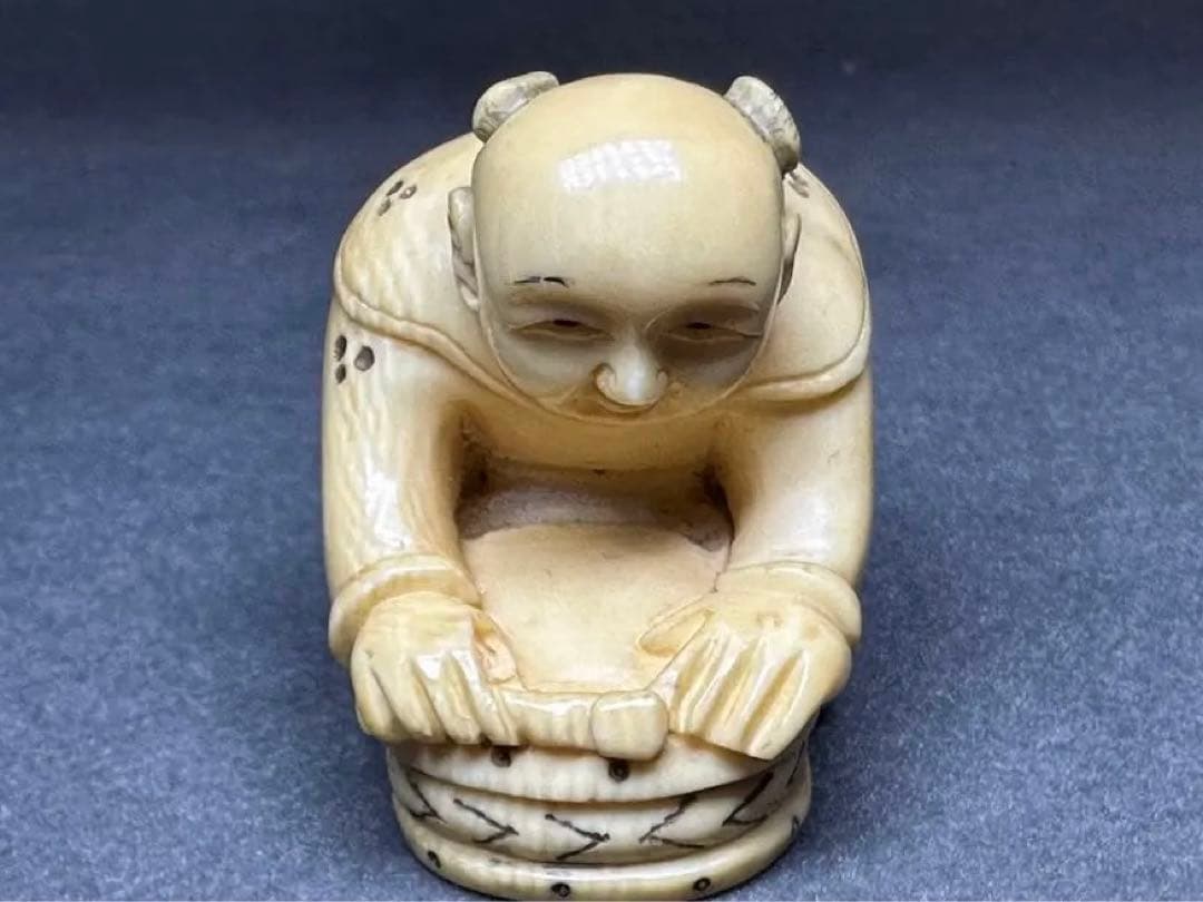 極上　根付　唐子　和装小物　美術品　 置物　彫刻 細密細工　骨董　アンティーク