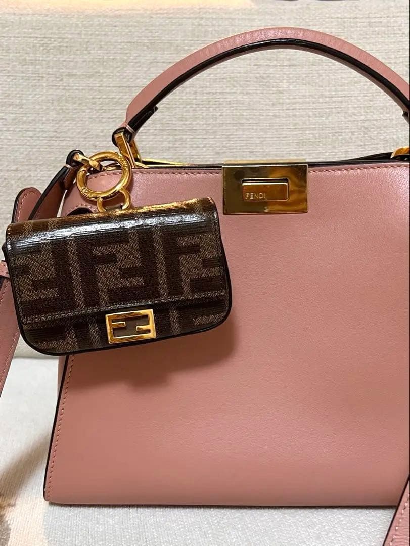 FENDI フェンディ☆ナノバゲットチャーム　ズッカ柄