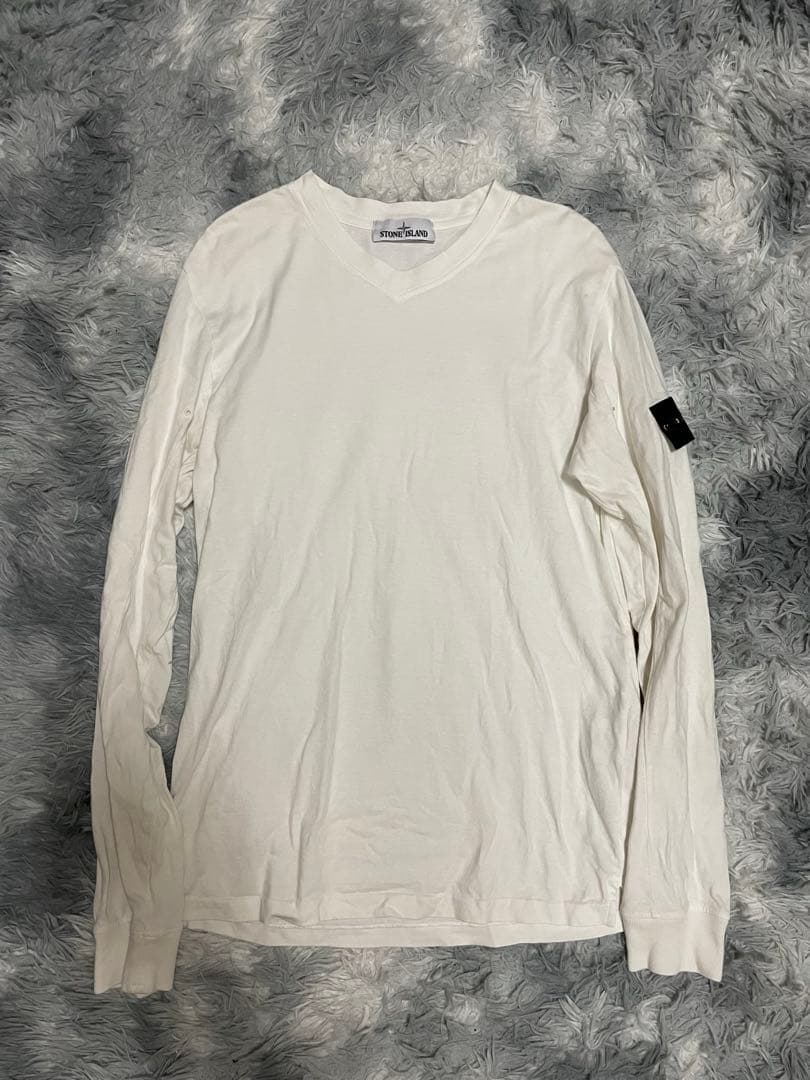 STONE  ホワイト Vネック長袖カットソー