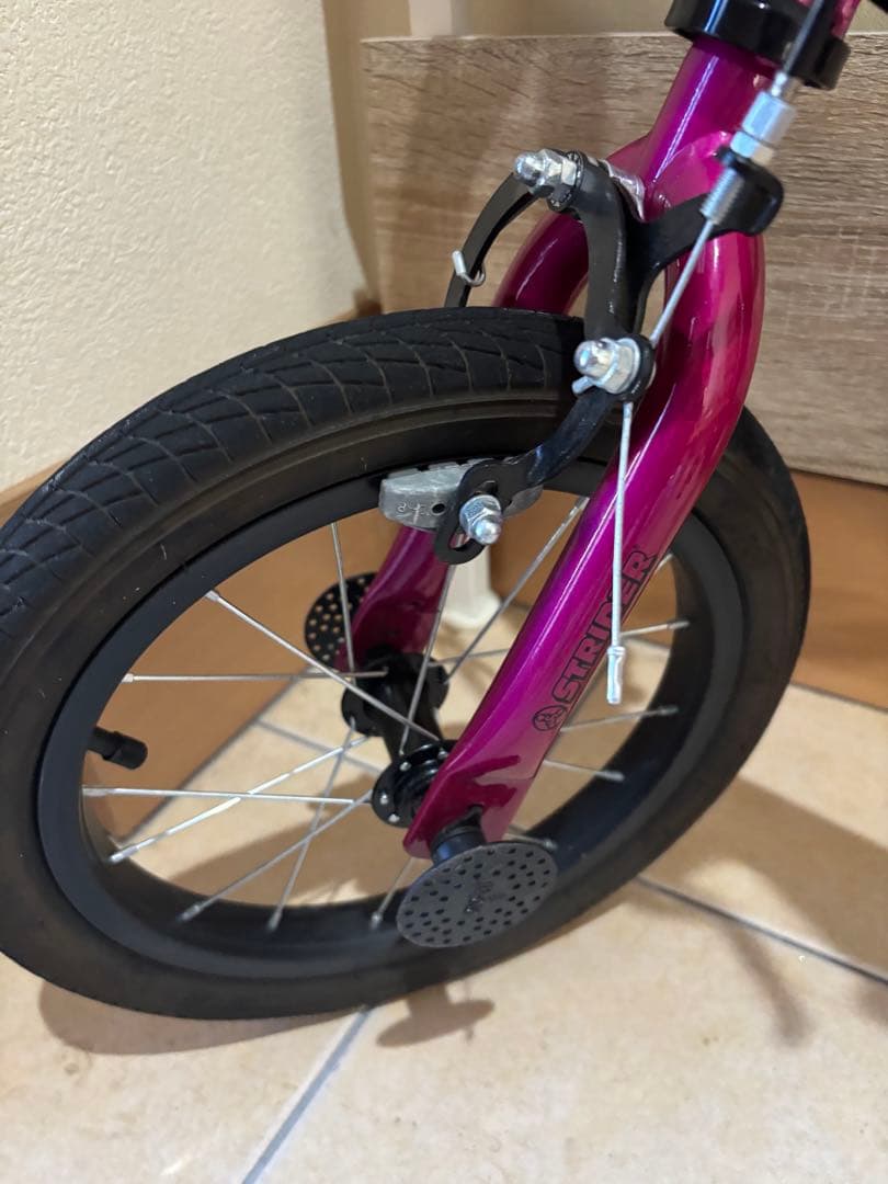 STRIDER 14x ピンク バランスバイク