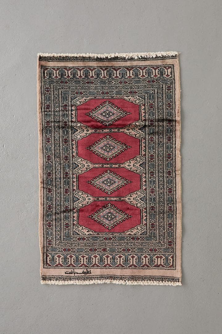 ヴィンテージラグ　トライバルラグ　ラホール産（102×62cm）赤　グレー　黒