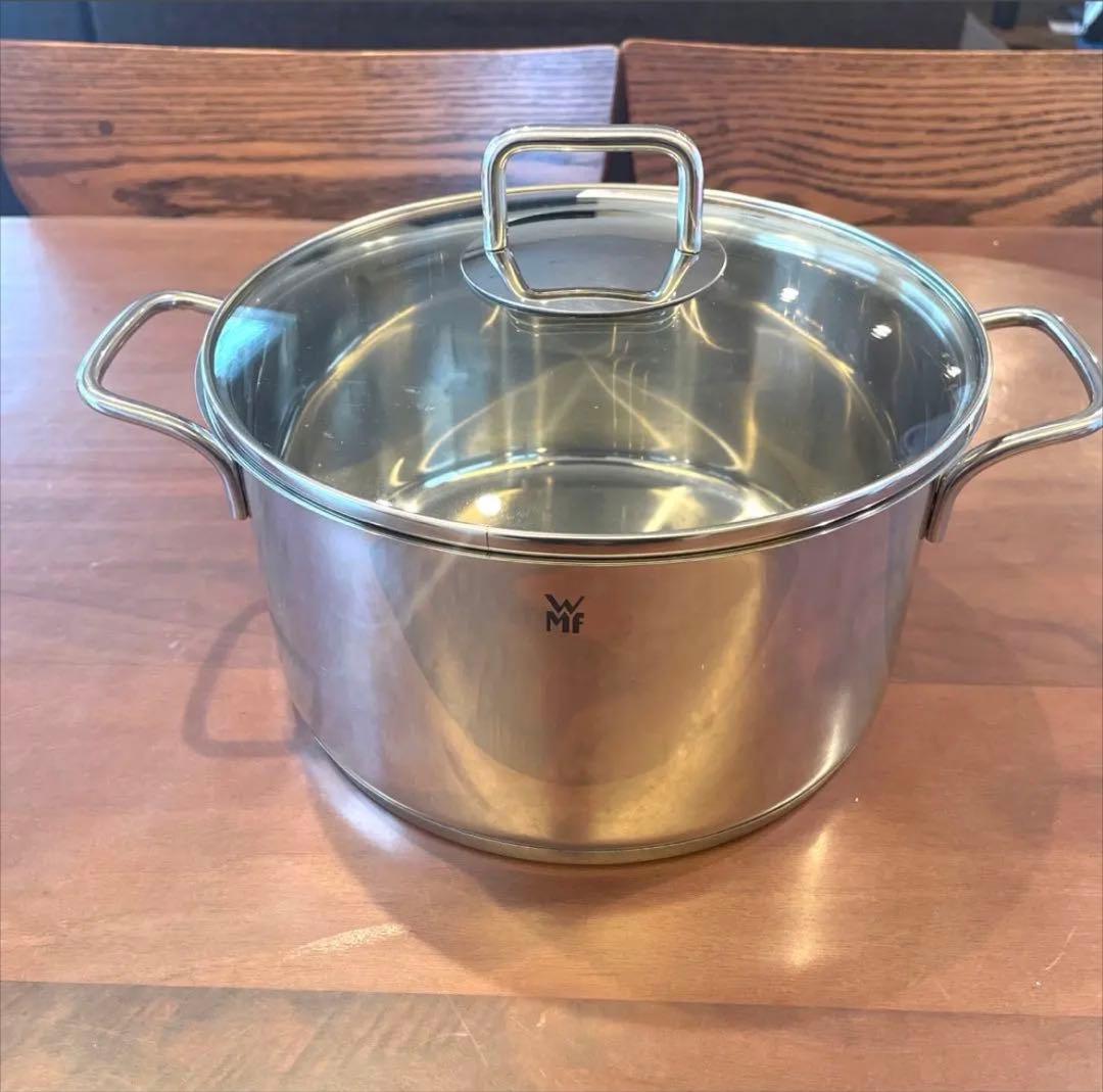 美品　WMF ヴェーエムエフ 両手鍋 ステンレス製 IH対応　24㎝