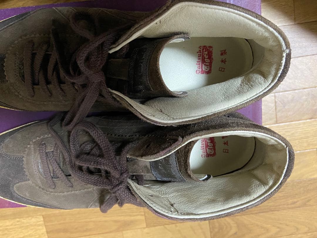 オニツカタイガー メキシコミッドランナー　デラックス 27cm