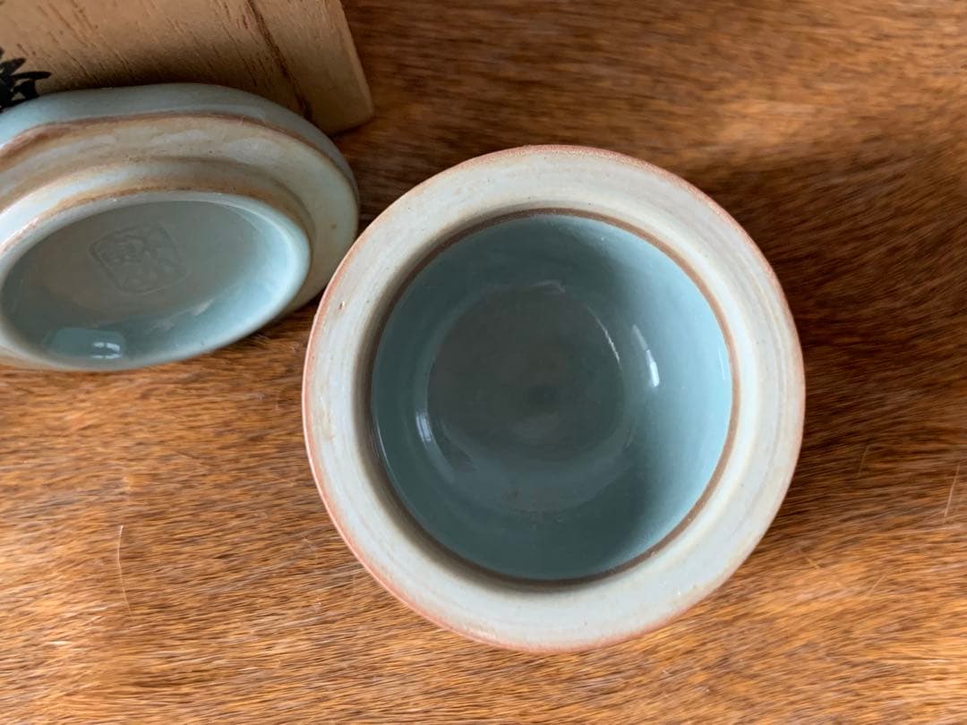 京焼 三代 諏訪蘇山造 青瓷桃香合（書付有）（共箱） 茶道具 香道具