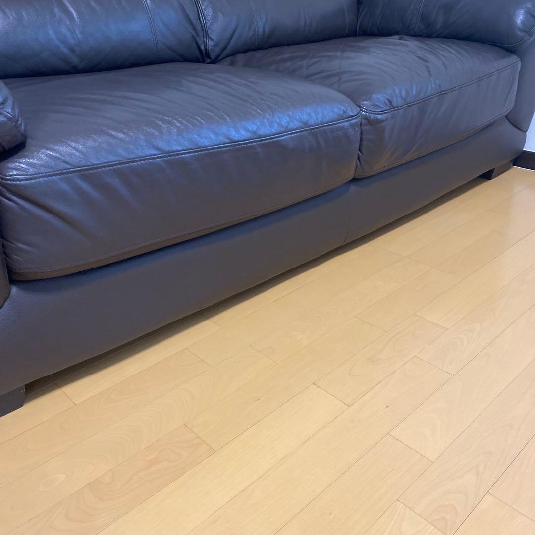 【引き取り大歓迎】ニトリ ワケあり本革3人掛けソファ オマケ付き