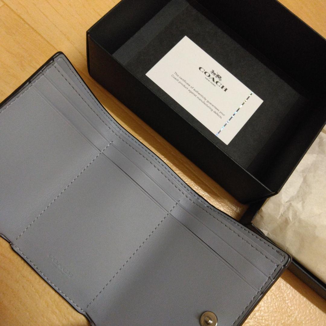 新品未使用　箱付き　コーチ　ミニトライフォールドウォレット　三つ折り財布　グレー