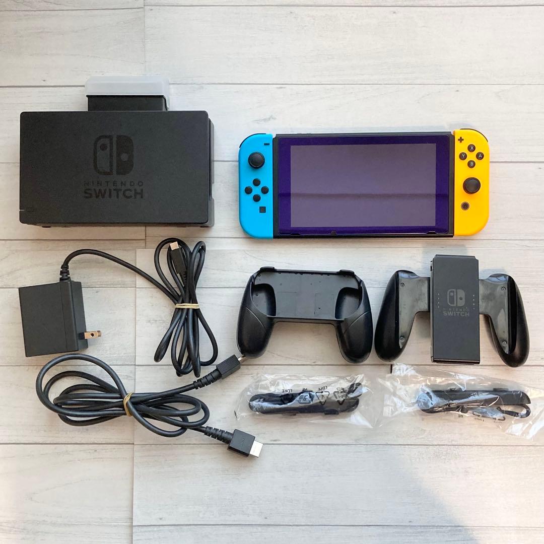 Nintendo Switch本体＆付属品＋オマケ付（microSDカード他）