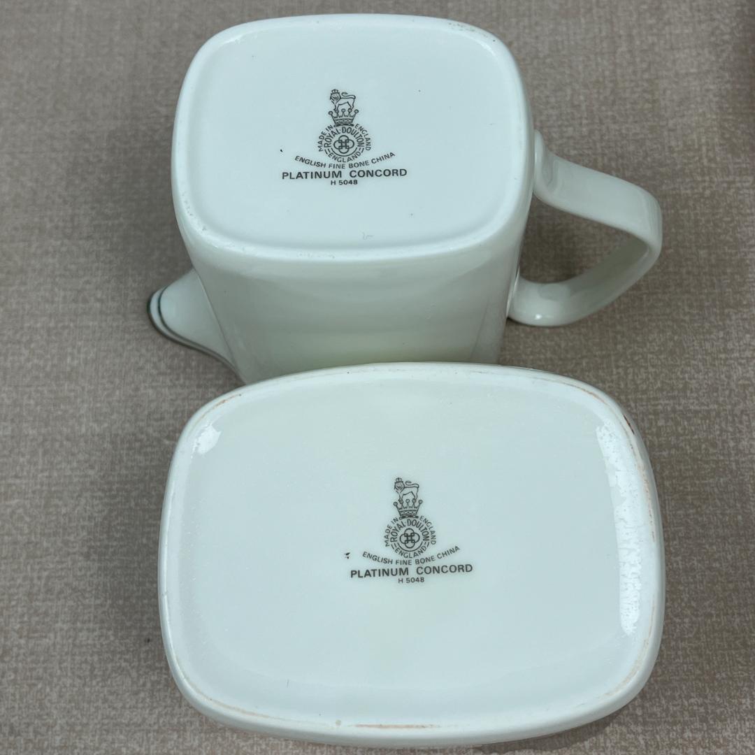 43ロイヤルドルトン  Dolton プラチナコンコード ティーセット