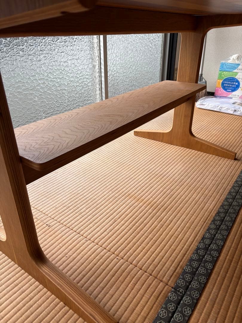 無印良品　テーブル　リビングでもダイニングでも