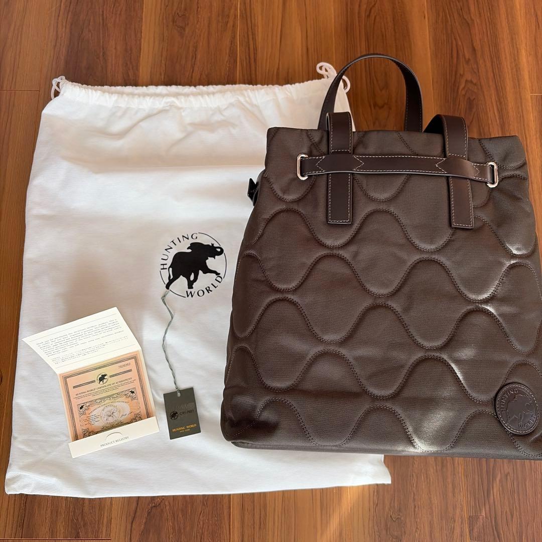 ハンティングワールド　バッグ