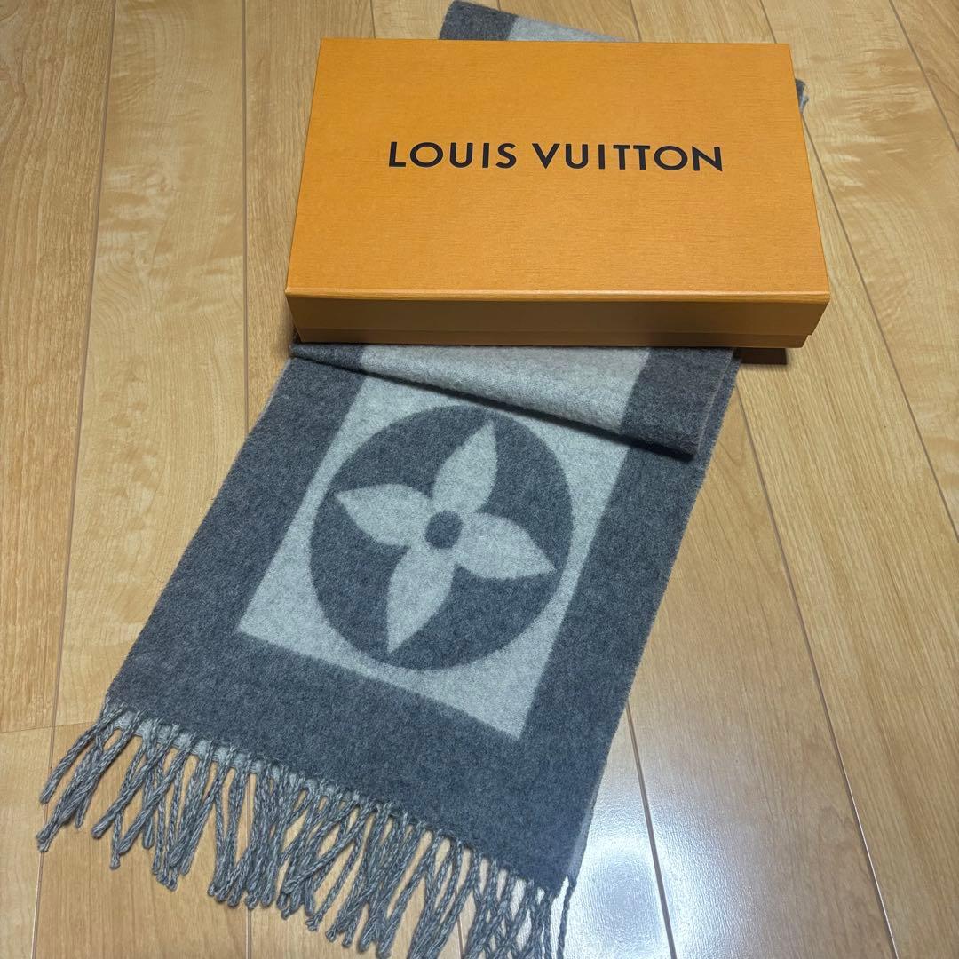 LOUIS VUITTON ルイヴィトン マフラー
