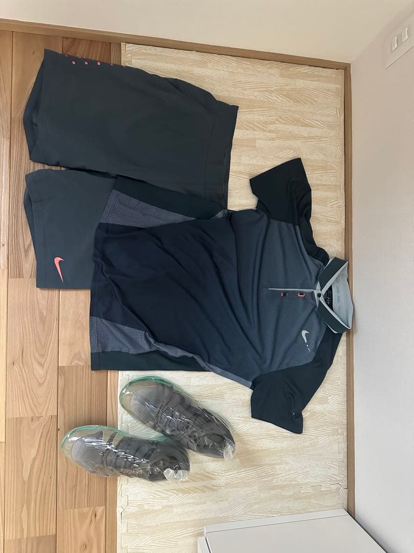 ぱるむナイキテニスウェア（フェデラー）　ズームヴェイパー9.5クレーコート