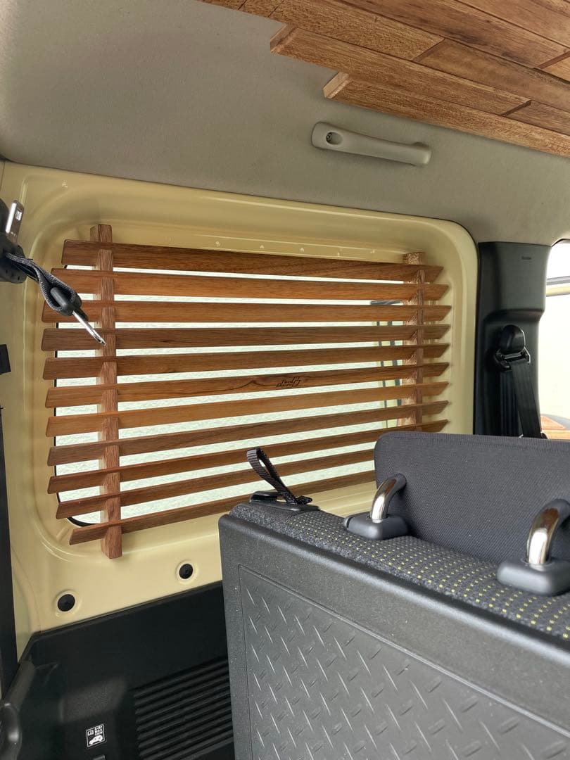 ジムニー専用ウッドブラインド(2枚セット)